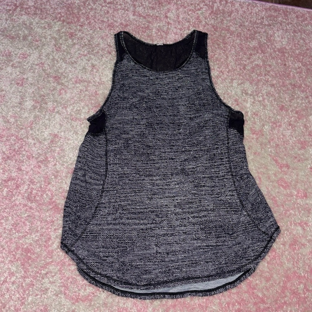Women's Gray Sleeveless Lululemon Top